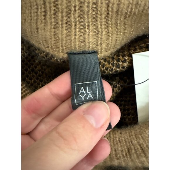 Alya Leopard Wild Animal Print Sweater S By Francescas - Picture 9 of 14